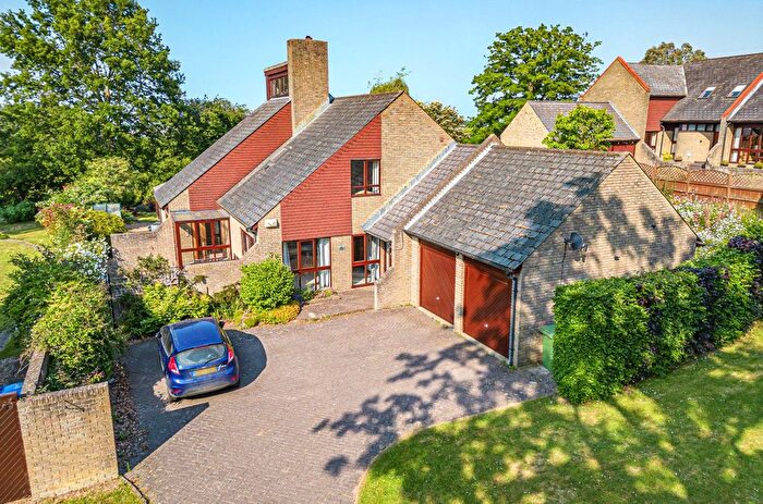 5 Bedroom Detached House To Rent In The Rise, Borden, Sittingbourne, Kent, ME9