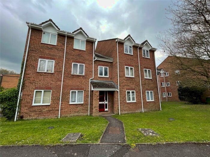 1 Bedroom Apartment To Rent In Stratford Place, Eastleigh, Hampshire, SO50