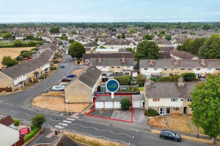 4 Bedroom Parking For Sale In Cranhams Lane, Cirencester, GL7