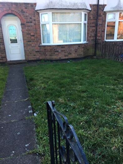 3 Bedroom End Of Terrace House To Rent In Burnsall Road, Canley, Coventry, CV5