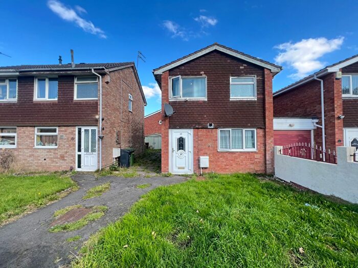 3 Bedroom Property To Rent In Reansway Square, Wolverhampton, WV6