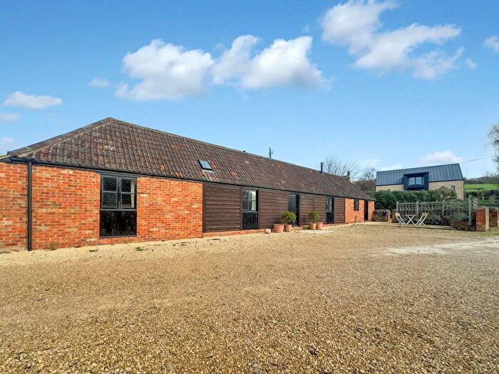 2 Bedroom Detached Bungalow To Rent In Wick Hill, Bremhill, SN11