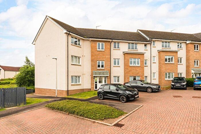 2 Bedroom Flat For Sale In F South Chesters Gardens, Bonnyrigg, EH19