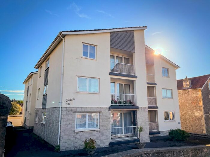 2 Bedroom Flat To Rent In Manor Road, Weston-Super-Mare, BS23