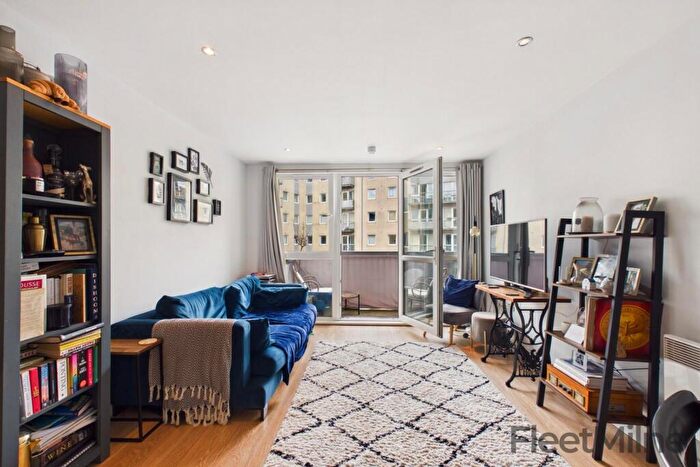 2 Bedroom Apartment To Rent In Quartz, Hall Street, B18