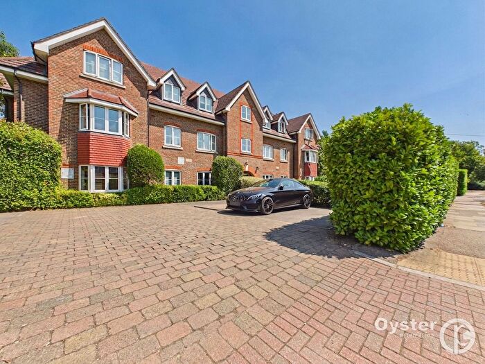 2 Bedroom Flat To Rent In Amber House, Honeypot Lane, HA7