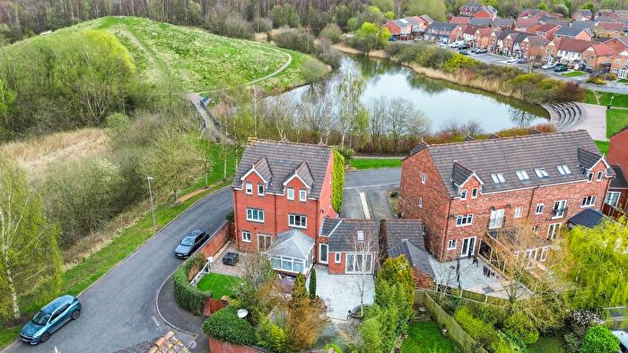 3 Bedroom Semi-Detached House For Sale In Daffodil Gardens, St. Helens, WA9