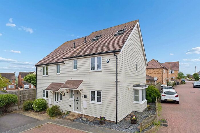 4 Bedroom Detached House For Sale In Aurum Close, Whitstable, CT5