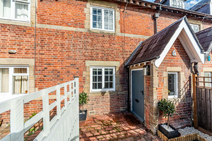 3 Bedroom House To Rent In Arundel, BN18