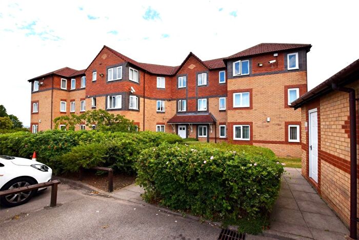 2 Bedroom Flat To Rent In Windsor Court, Felling, NE10