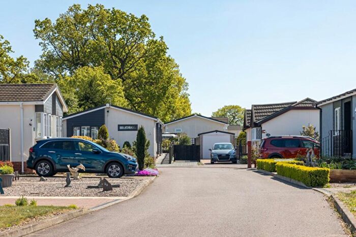 2 Bedroom Park Home For Sale In Oak Tree Park, Attleborough, Norfolk, NR17