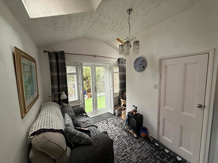 2 Bedroom Semi-Detached House For Sale In Countess Street, Stockport, SK2