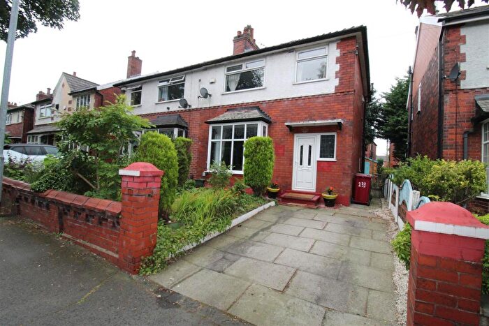 3 Bedroom Semi Detached House For Sale In Crompton Way, Bolton, BL2