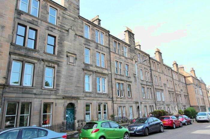 3 Bedroom Flat To Rent In Sloan Street, Leith, Edinburgh, EH6