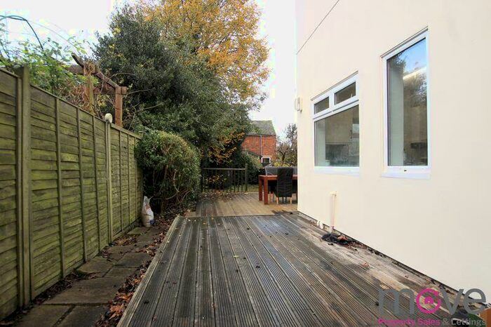 6 Bedroom Semi-Detached House To Rent In Lansdown Road, Gloucester, GL1