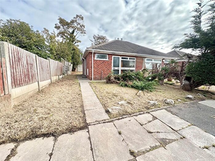 2 Bedroom Bungalow For Sale In Scott Close, Blackpool, Lancashire, FY4