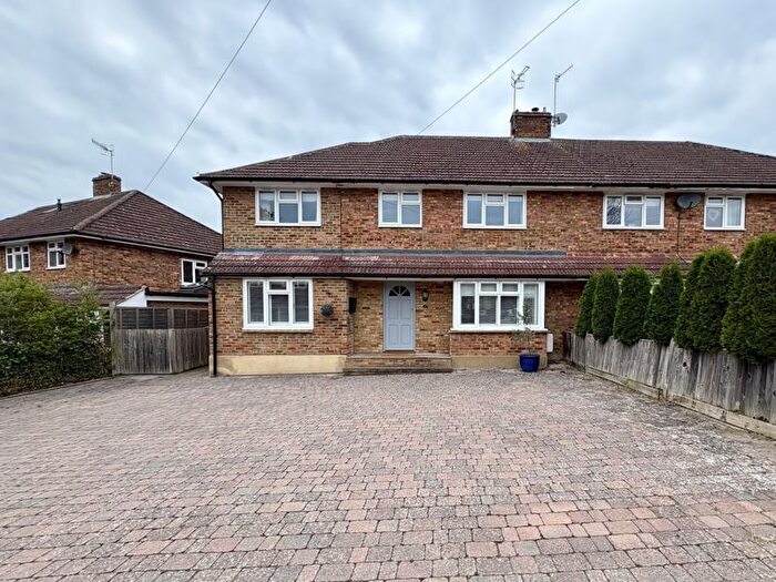 5 Bedroom Semi-Detached House For Sale In Wyndham Avenue, Tonbridge, TN11