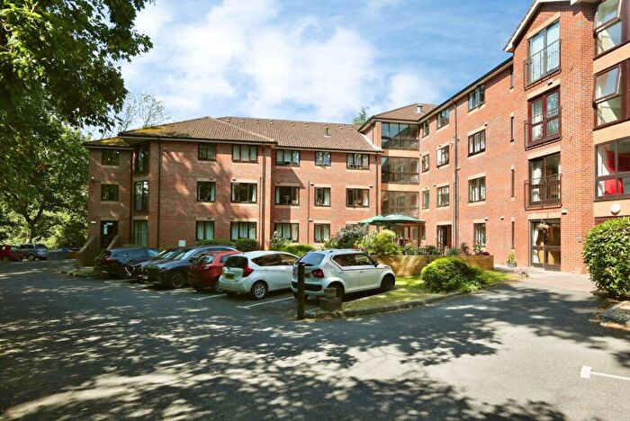 2 Bedroom Flat For Sale In Winchester Road, Chandler's Ford, Eastleigh, Hampshire, SO53