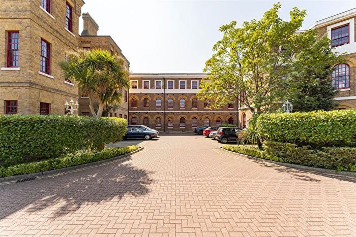 7 Bedroom Flat For Sale In West Park Road, Southall, UB2