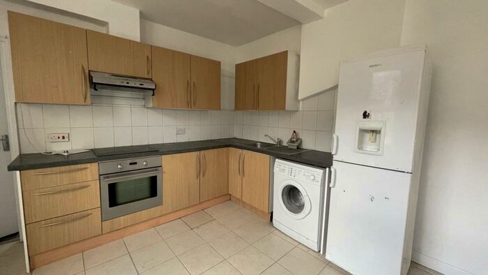 2 Bedroom Flat To Rent In Stamford Road, Tottenham, N15