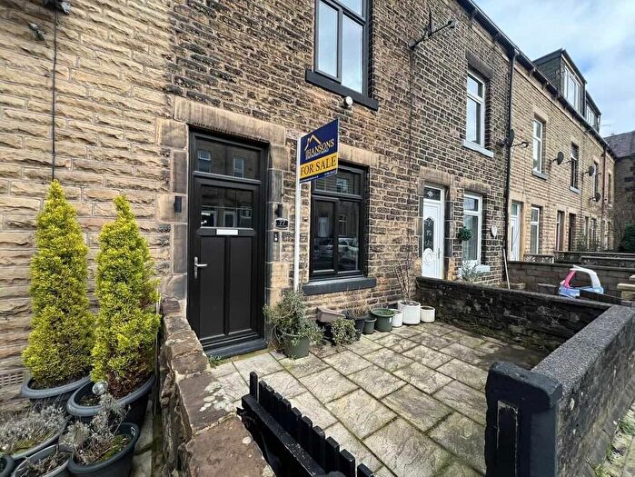 3 Bedroom Terraced House For Sale In Cambridge Street, Todmorden, OL14