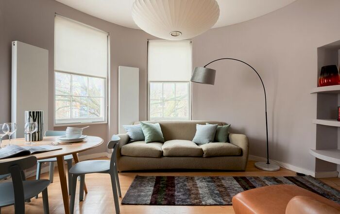 2 Bedroom Flat To Rent In Holland Park Avenue, London, W11