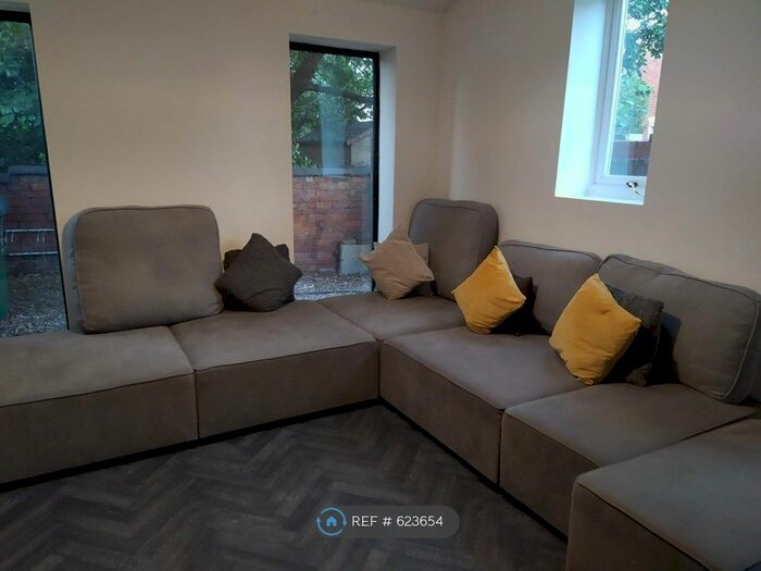 6 Bedroom Semi-Detached House To Rent In Queensland Avenue, Coventry CV5