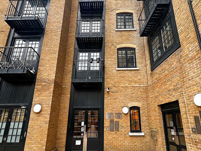 1 Bedroom Flat To Rent In Caraway Apartments, Cayenne Court, Curlew Street, SE1