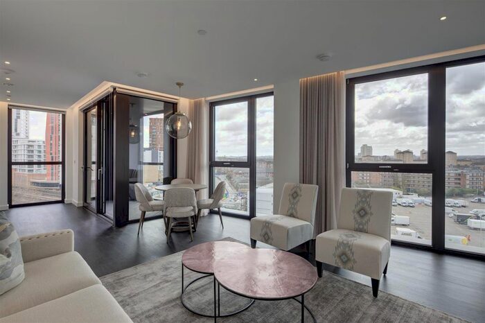 2 Bedroom Flat To Rent In The Residence, Charles Clowes Walk, Nine Elms, London, SW11