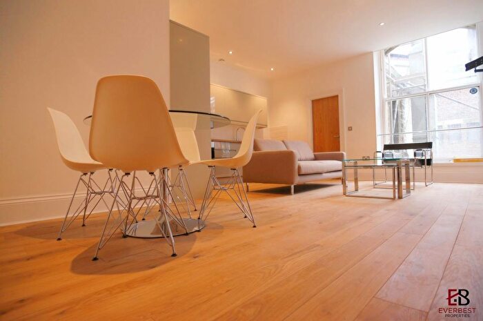 3 Bedroom Apartment To Rent In Chaucer Building, Newcastle Upon Tyne, E0F