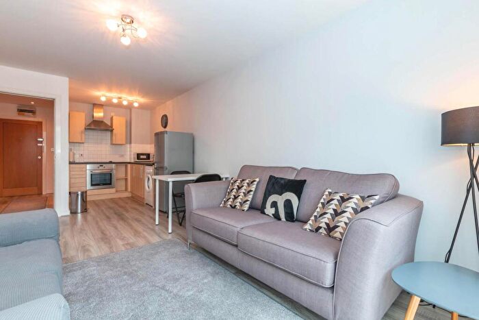 1 Bedroom Apartment To Rent In West Two, Suffolk Street Queensway, B1