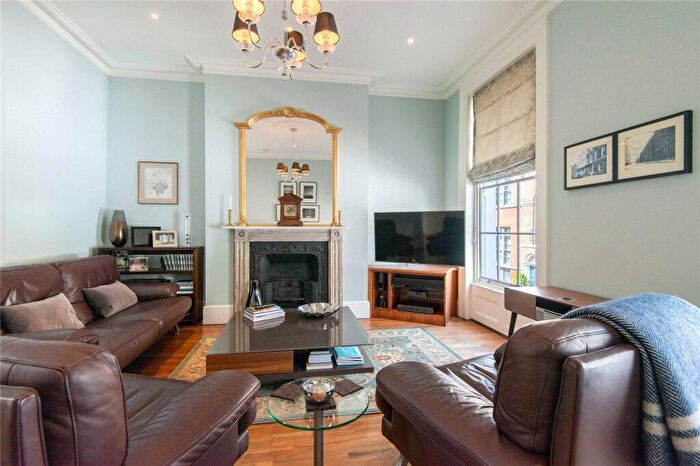 4 Bedroom Terraced House For Sale In Sekforde Street, EC1R