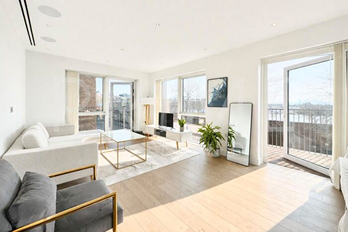 1 Bedroom Flat To Rent In Lockside House, Thurstan Street, Chelsea Creek, SW6