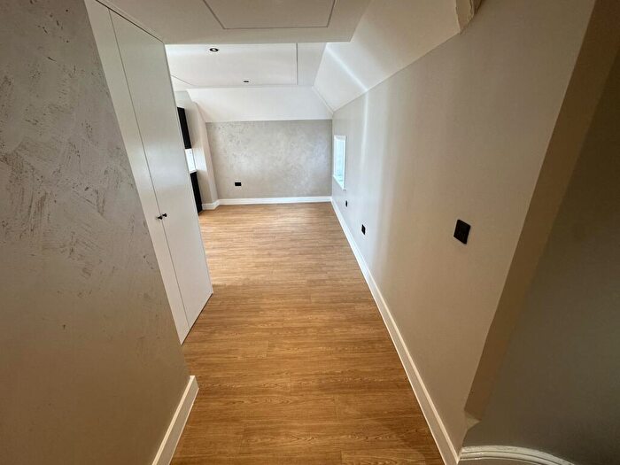 2 Bedroom Apartment To Rent In Market Square, Winslow, MK18