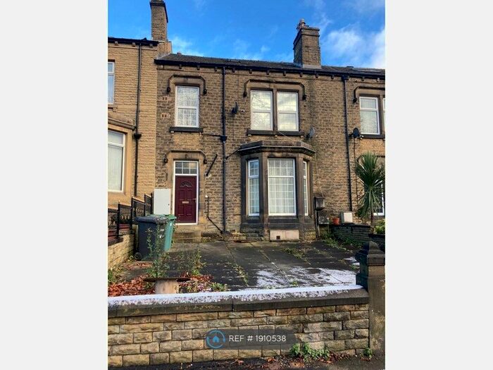 1 Bedroom Flat To Rent In Halifax Old Road, Huddersfield, HD2
