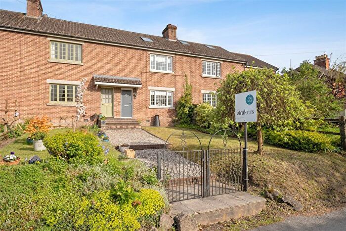 4 Bedroom Terraced House For Sale In East Chisenbury, Pewsey, SN9
