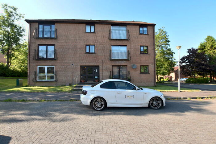 1 Bedroom Ground Flat To Rent In Berwick Place, East Kilbride, G74