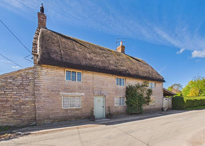 3 Bedroom Cottage For Sale In Hermitage Road, Upton, TA10