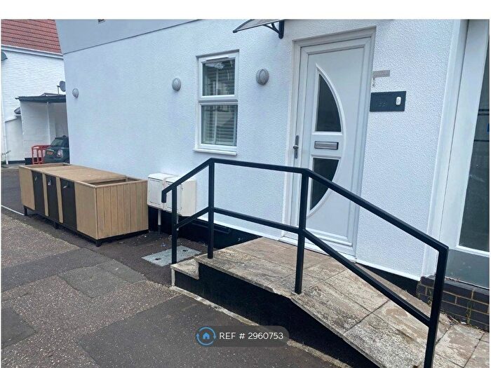 1 Bedroom Flat To Rent In London Road, Leigh On Sea, SS9
