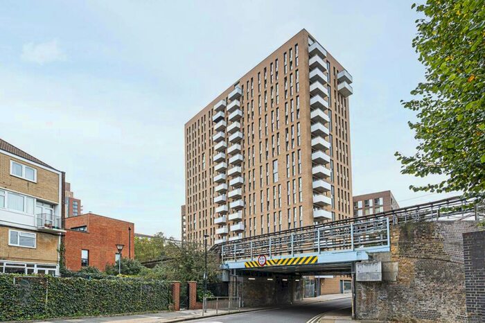 Studio To Rent In Hannaford Walk, Tower Hamlets, London, E3