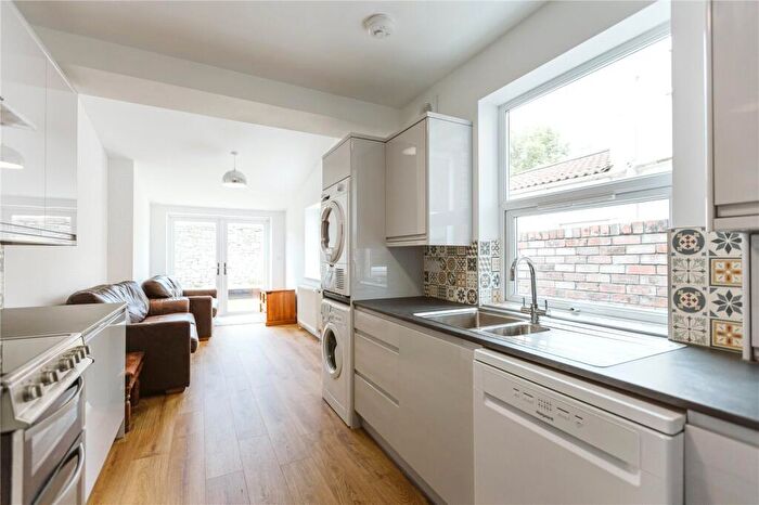 5 Bedroom Terraced House To Rent In Edward Road, Arnos Vale, Bristol, BS4