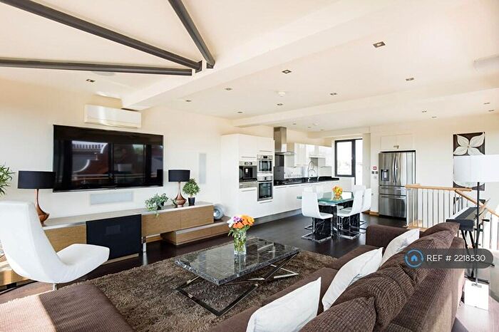 3 Bedroom Flat To Rent In Redmans Road, London, E1