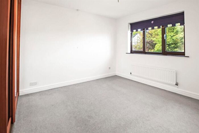 3 Bedroom Detached House For Sale In Wilton Court, Newton Aycliffe, DL5