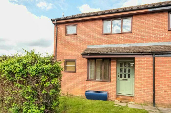 1 Bedroom Terraced House To Rent In Abingdon, Oxfordshire, OX14