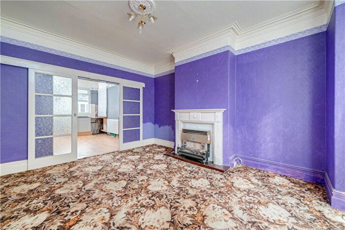 1 Bedroom Flat For Sale In Harlow Terrace, Harrogate, HG2
