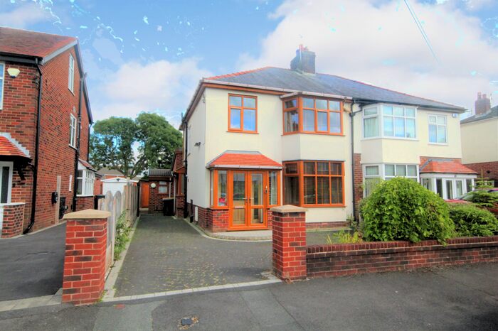 3 Bedroom Semi-Detached House To Rent In Marina Drive, Preston, Lancashire, PR2