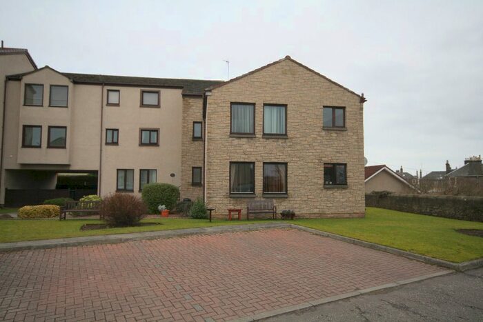 2 Bedroom Flat To Rent In Cross Street, Broughty Ferry, Dundee DD5