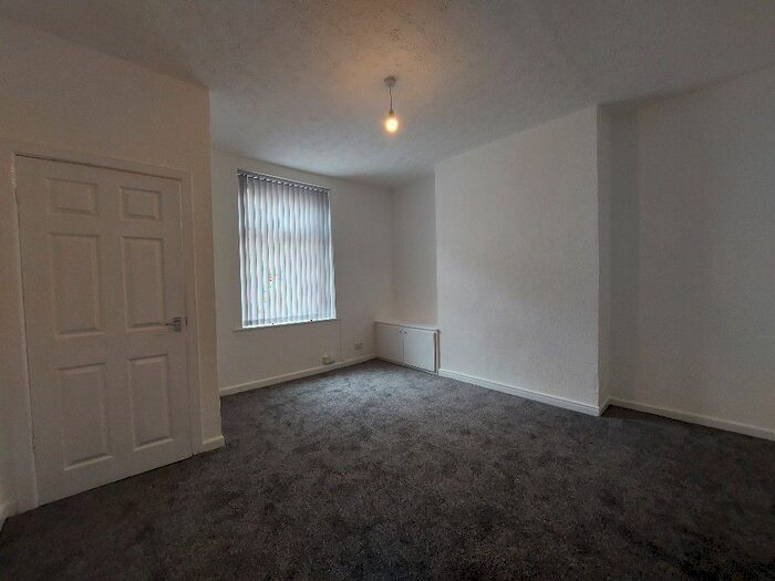 3 Bedroom Terraced House To Rent In Laithe Street, Burnley, BB11