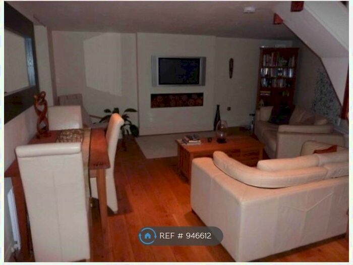 1 Bedroom Terraced House To Rent In Osborne Avenue, Newcastle Upon Tyne, NE2