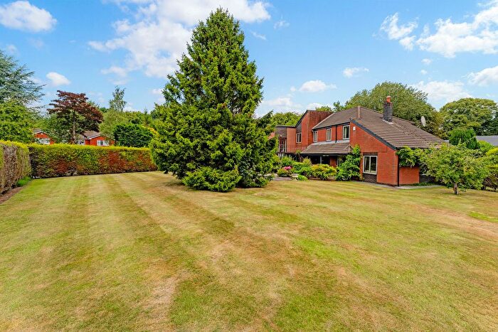 4 Bedroom Detached House For Sale In Haydock Park Gardens, Newton-Le-Willows, WA12